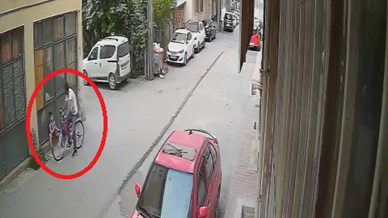 Bursa’da Trabzonspor formalı çocuğa biber gazı sıkan sanığın cezası belli oldu Bursa’da Trabzonspor formalı çocuğa biber gazı sıkan sanığın cezası belli oldu