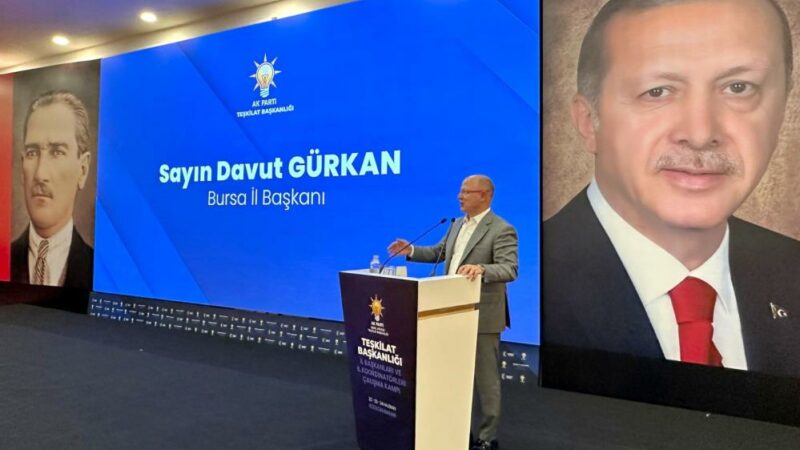 AK Parti Bursa’dan dijitalleşme hamlesi: AK SİSTEM AK Parti Bursa İl Başkanı Davut Gürkan, Ankara Kızılcahamam'da düzenlenen