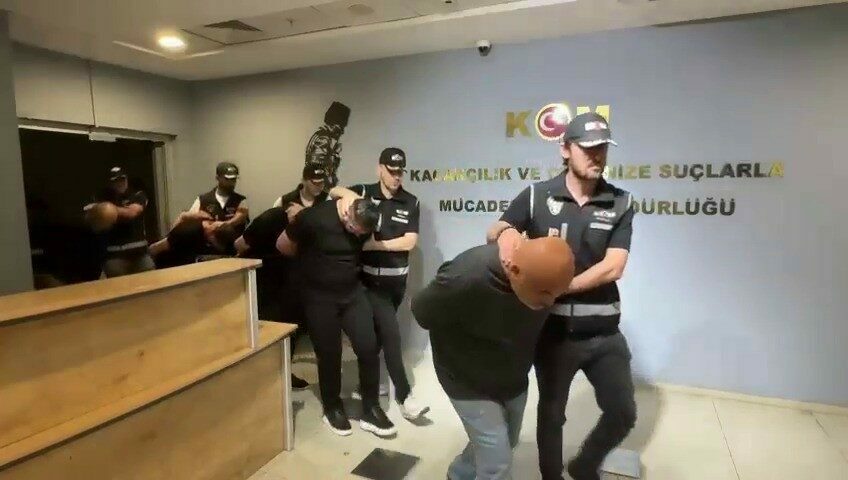 Bursa merkezli 6 ilde 100 milyon liralık vurguna darbe