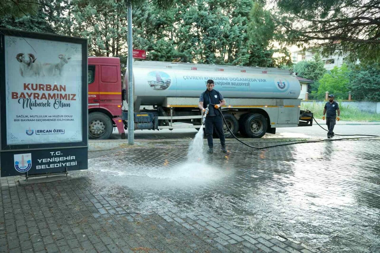 Bursa Yenişehir’de bayram temizliği
