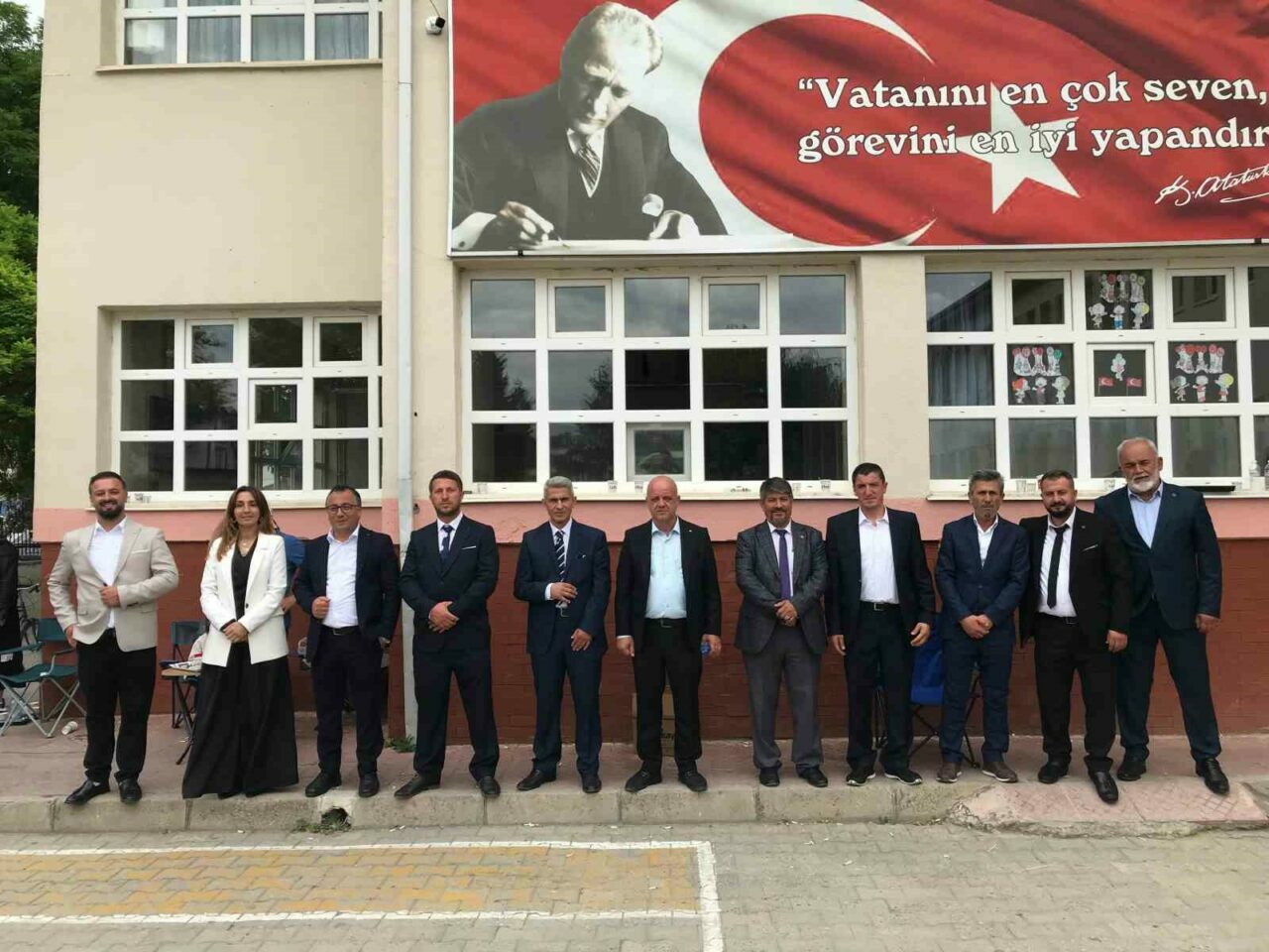 Bursa’da 4 bin seçmen için 11 aday