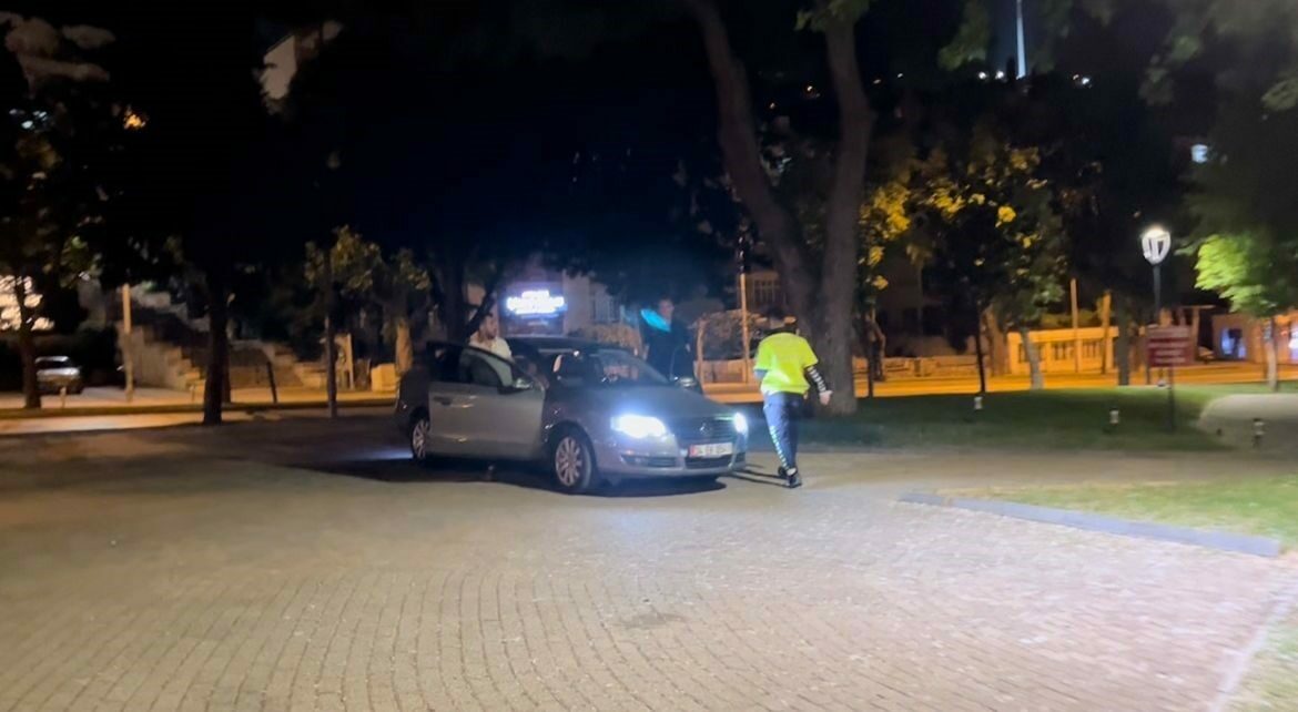 Bursa’da alkollü sürücü polisten kaçamadı