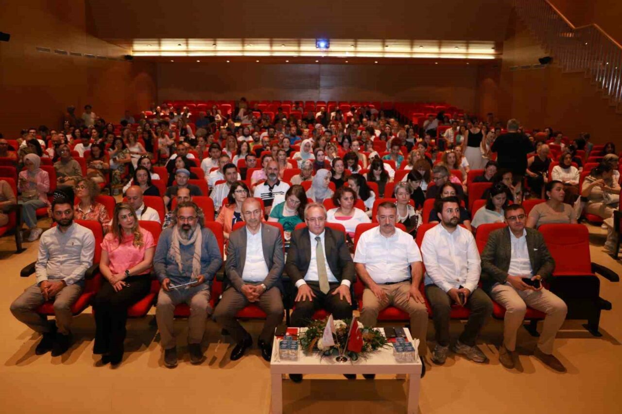 Bursa’da eğitimde dijital dönüşüm zirvesi