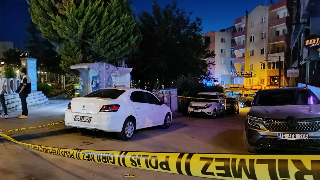 Bursa’da otomobil kurşunlandı