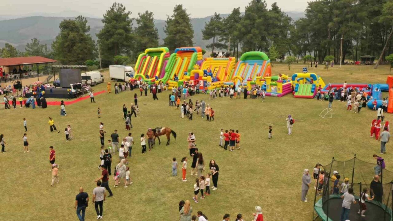 Bursa’da aileleri sevindiren haber: O ilçede çocuk şenliği başlıyor Bursa’da aileleri sevindiren haber: O ilçede çocuk şenliği başlıyor