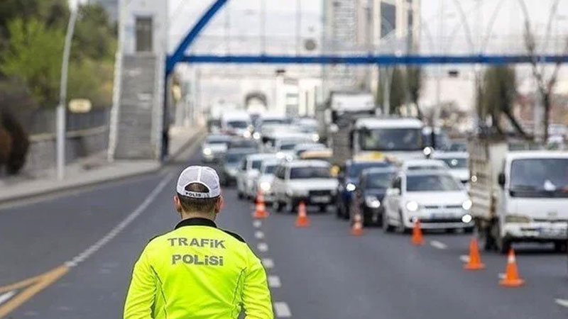 Bayramda trafiğe çıkacaklar dikkat! Bakan Yerlikaya açıkladı