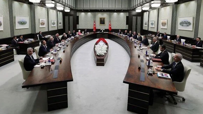 Kabine toplanıyor: Gündemde hangi konular var?