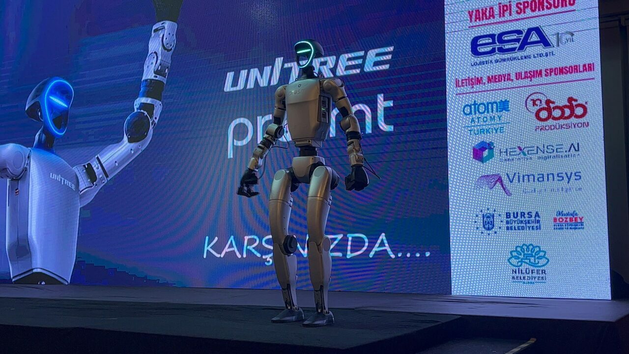 Bursa’da kadın mühendisler gününe insansı robot ‘Civan’ damgası