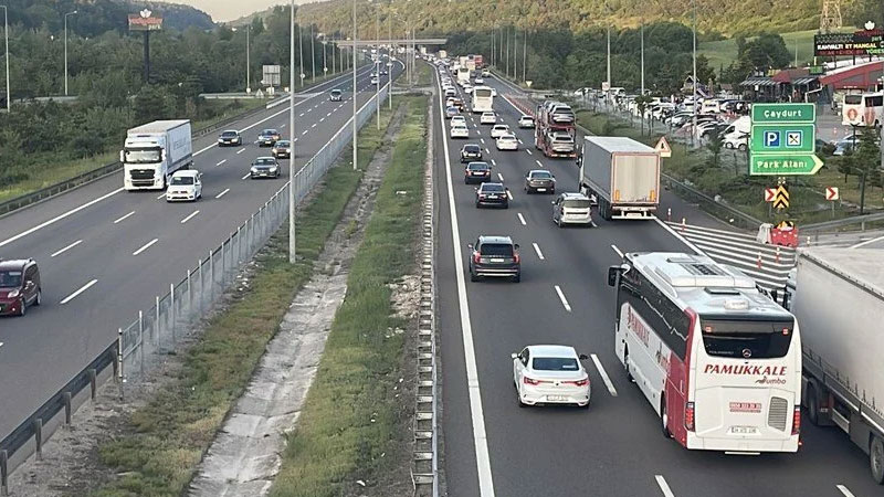 Tatil bitiyor: Bakan Yerlikaya dönüş yoluna çıkacakları uyardı