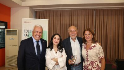 Usta yazar Gündüz Vassaf Nilüfer’de okurlarıyla buluştu