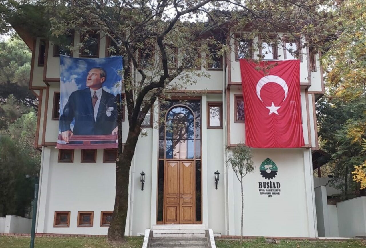 BUSİAD’dan karbon ayak izi hesaplaması; Bakın bir yılda ne kadar çıkmış? BUSİAD’dan karbon ayak izi hesaplaması; Bakın bir yılda ne kadar çıkmış?