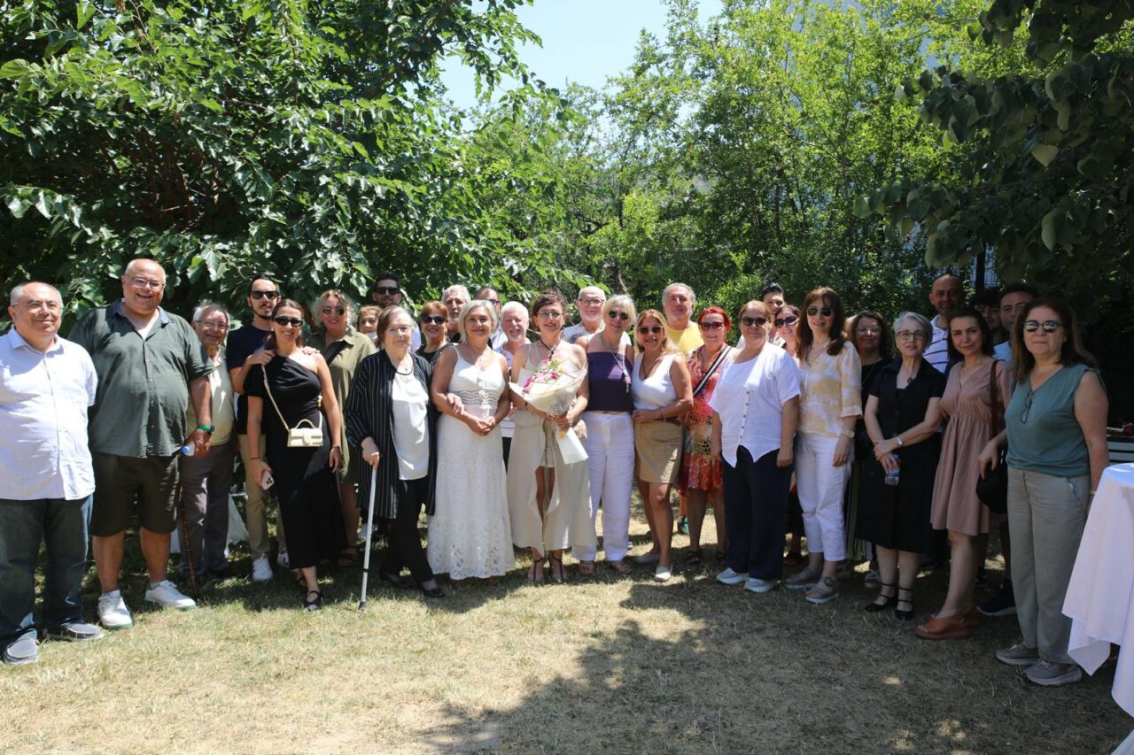 Esra Kunlar ikinci kişisel sergisini izlenime sundu Esra Kunlar ikinci kişisel sergisini izlenime sundu