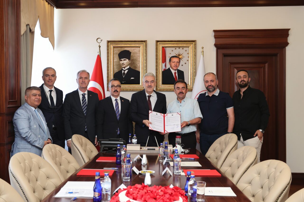 Bursa’nın İnegöl ilçesine yeni Aile Sağlığı Merkezi Bursa’nın İnegöl ilçesine yeni Aile Sağlığı Merkezi