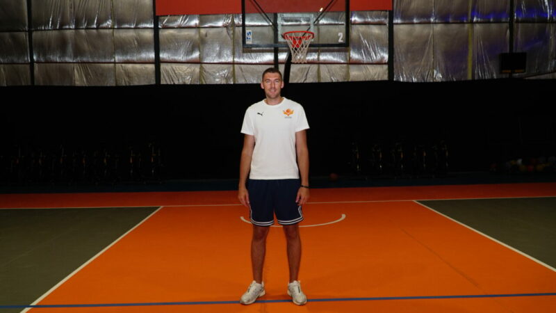 Tevfik Akdamar Basketbol Akademi ile hayaller potaya taşınıyor Tevfik Akdamar Basketbol Akademi ile çocuk ve gençlerin fiziksel gelişimlerinin