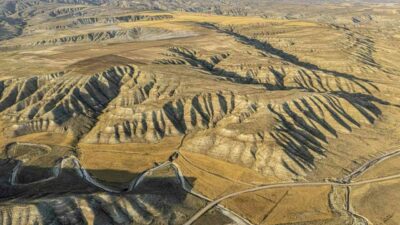 Rengarenk tepeleri görenler hayran kalıyor!