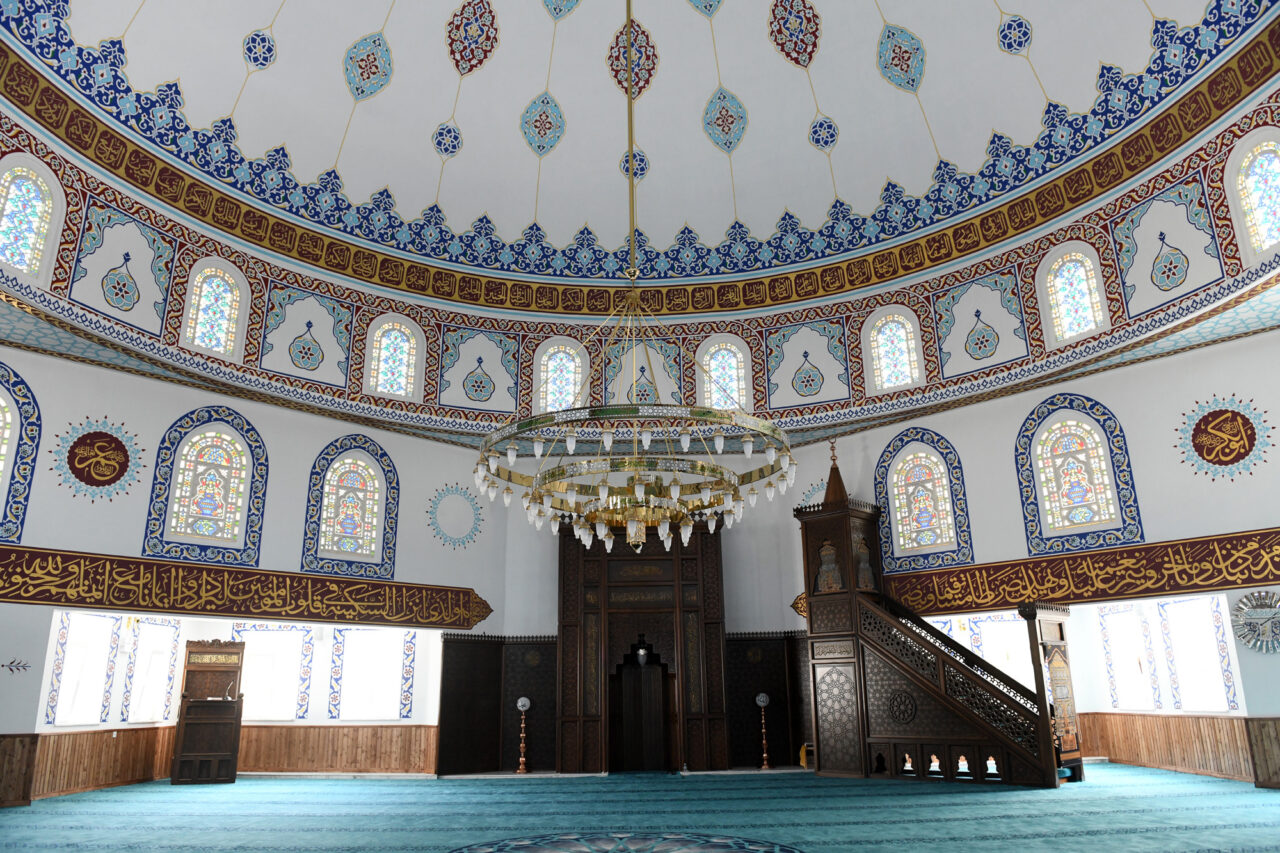 Osmangazi Belediyesi’nden Seçköy Mahallesi Camii’ne hizmet eli