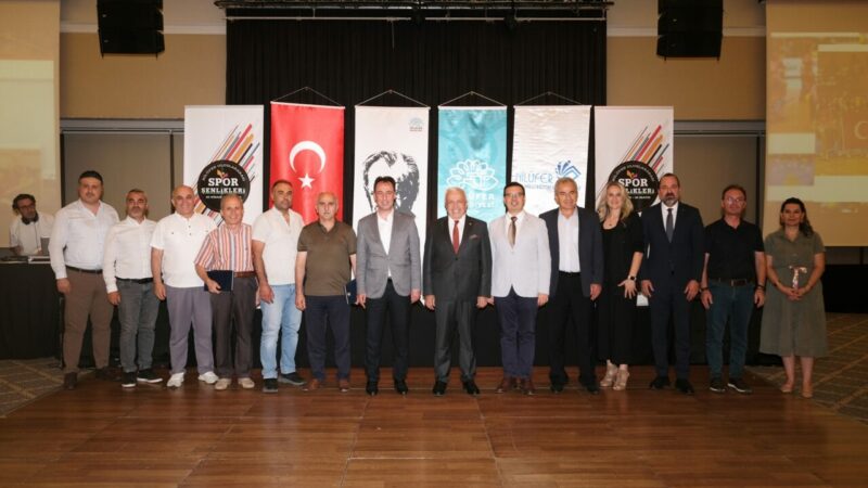 23. Nilüfer Uluslararası Spor Şenlikleri’ne emek verenler onurlandırıldı Nilüfer Belediyesi tarafından bu yıl 23’üncüsü düzenlenen Nilüfer Uluslararası Spor