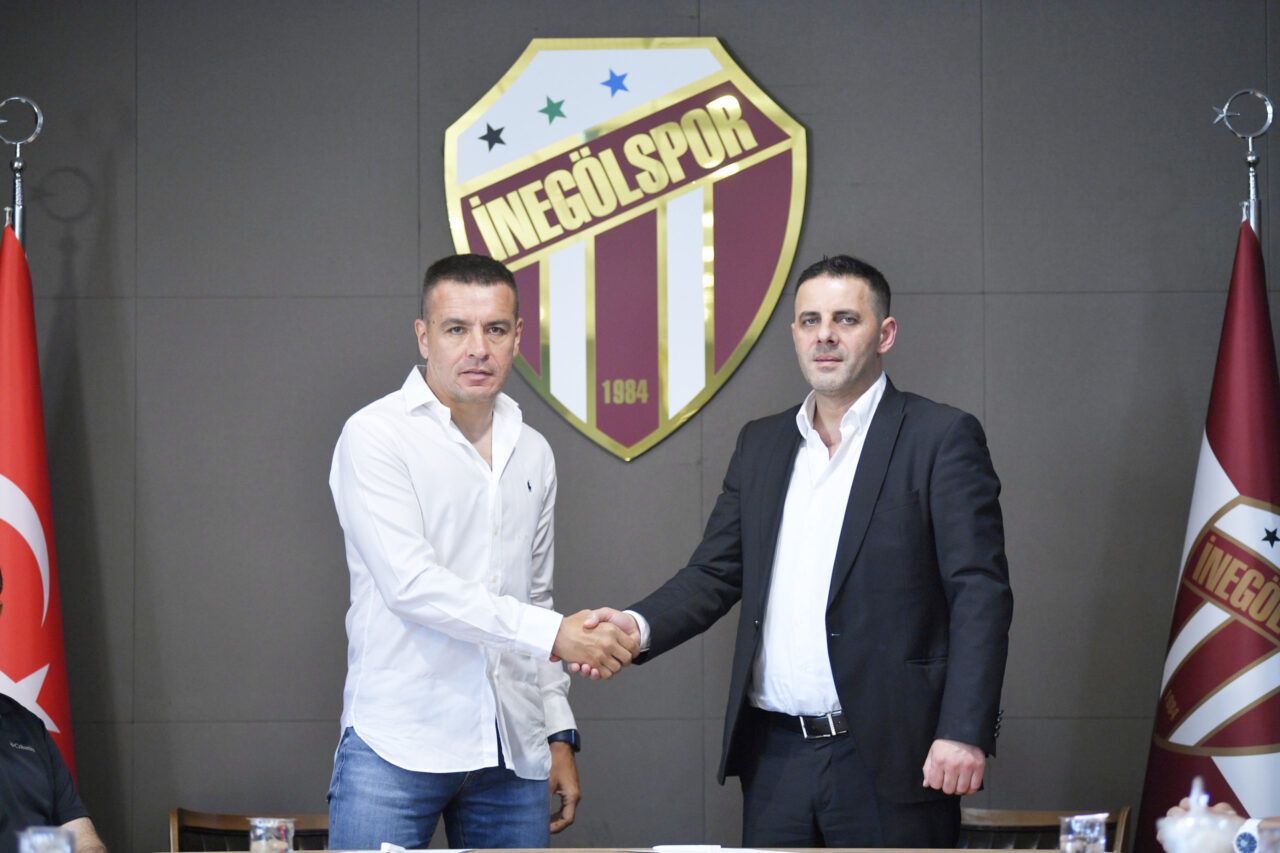 2.Lig’deki Bursa ekibi yeni hocasını açıkladı