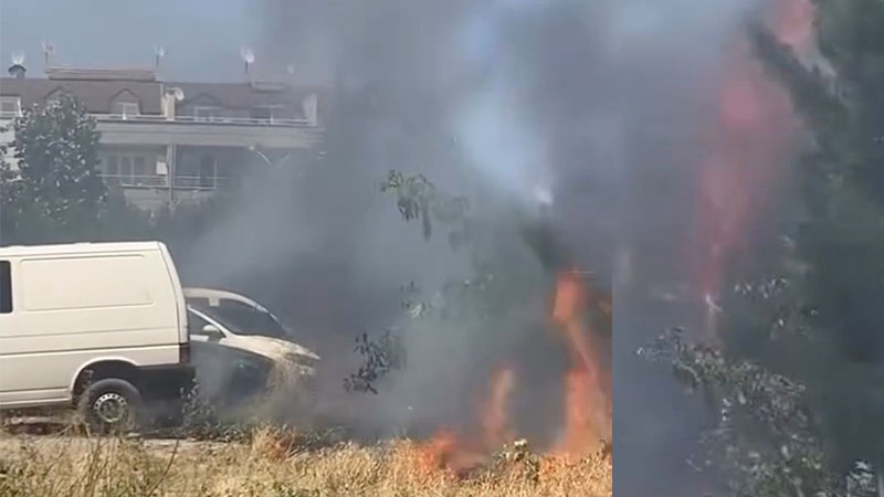 Bursa’da peş peşe yangın paniği! Araçlara sıçradı