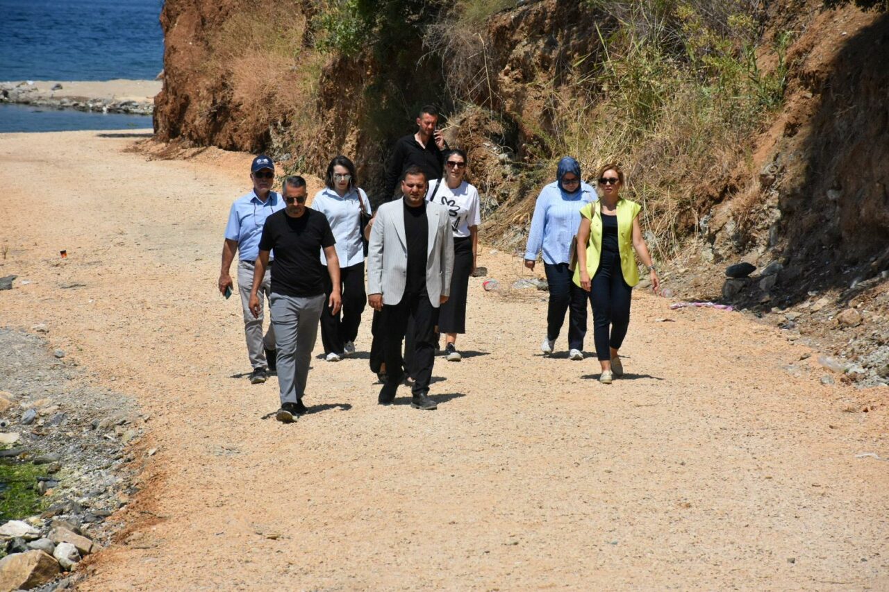 Bursa’nın o ilçesinde yeni sahil yolunda çalışmalar sürüyor Bursa’nın o ilçesinde yeni sahil yolunda çalışmalar sürüyor