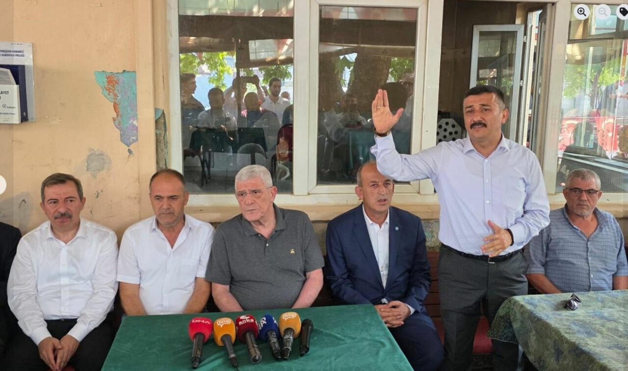 Bursa’daki kundakçı Fetöcü’ye İYİ Partili Türkoğlu tepkisi: ‘Allah belasını versin’ Bursa’daki kundakçı Fetöcü’ye İYİ Partili Türkoğlu tepkisi: ‘Allah belasını versin’