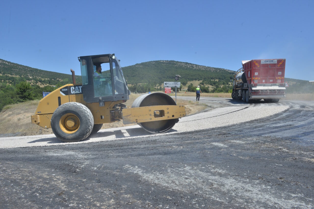 Bursa’nın iki ilçesine bağlı köy yolları yenileniyor