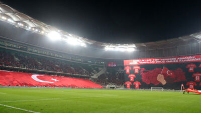 Bursa’ya milli maç!