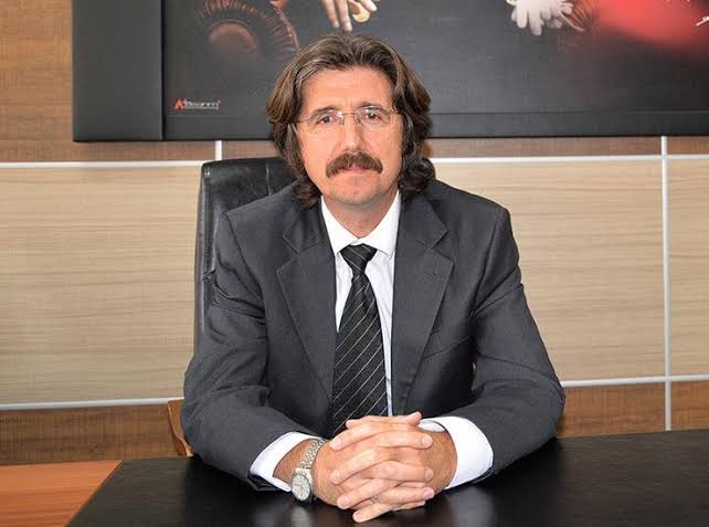 TRT Yönetim Kurulu Başkanı BUÜ Rektörü Prof.Dr. Ferudun Yılmaz oldu TRT Yönetim Kurulu Başkanı BUÜ Rektörü Prof.Dr. Ferudun Yılmaz oldu