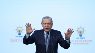 Cumhurbaşkanı Erdoğan’dan Özgür Özel’e karikatür tepkisi