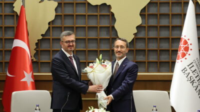 İletişim Başkanlığı’nda devir teslim töreni: Duran görevi devraldı