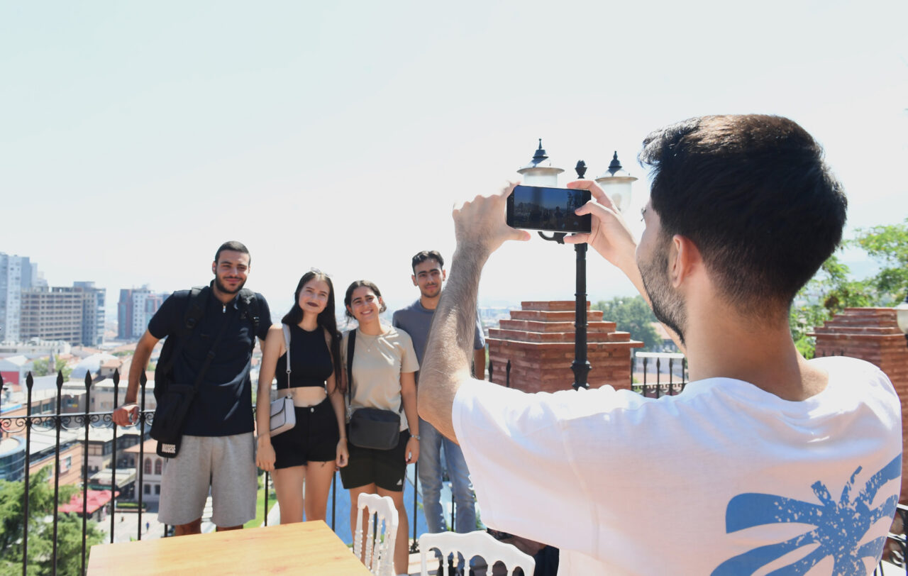 Yabancı öğrenciler sosyal medyada Osmangazi’yi tanıtacak