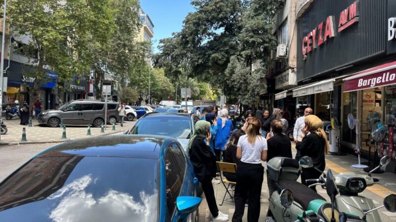 Bursa Valiliği, Gemlik'te yaşanan 4.3 büyüklüğündeki depremle ilgili paylaşımda bulundu...