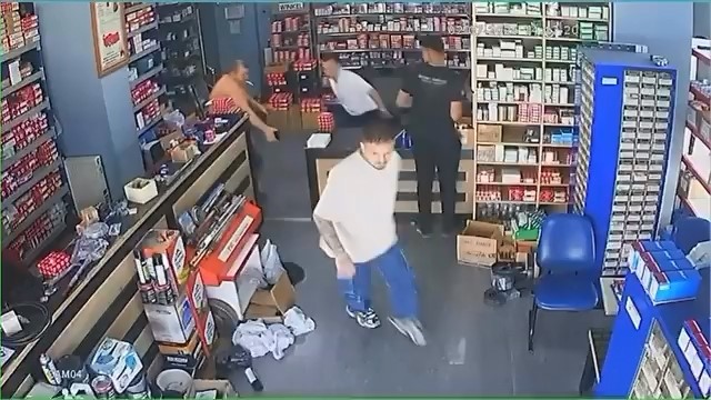 Bursa’da bir esnafa yapılan şaka deprem etkisi yarattı!