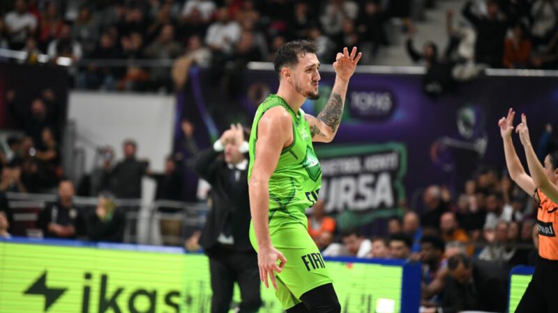 Başarılı bir sezonu geride bırakan 26 yaşındaki Milli basketbolcu Yiğitcan