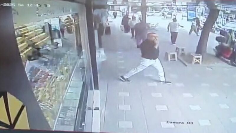 Bursa’da depreme böyle yakalandılar Bursa’nın Gemlik ilçesi, saat 11.47’de meydana gelen 3.9 büyüklüğündeki depremin