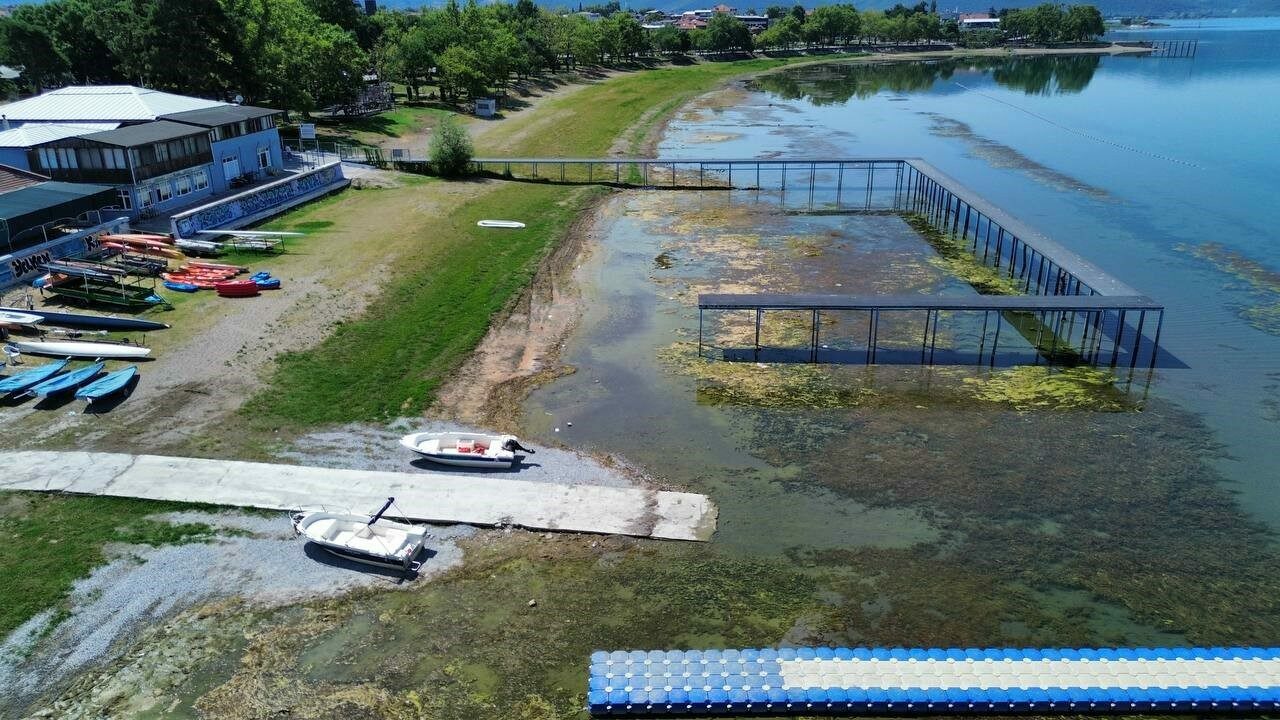 Bursa’da korkutan görüntü: En büyük iskelesi karaya oturdu!