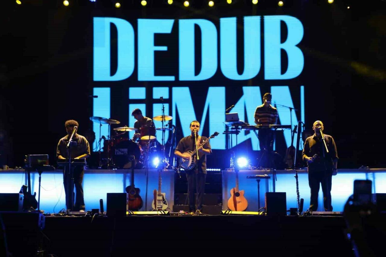 Bursa’da Dedublüman rüzgarı Bursa’da Dedublüman rüzgarı