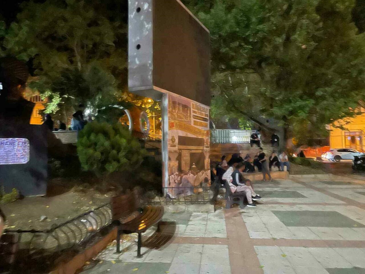 Bursa’da deprem korkusuyla geceyi sokakta geçirdiler