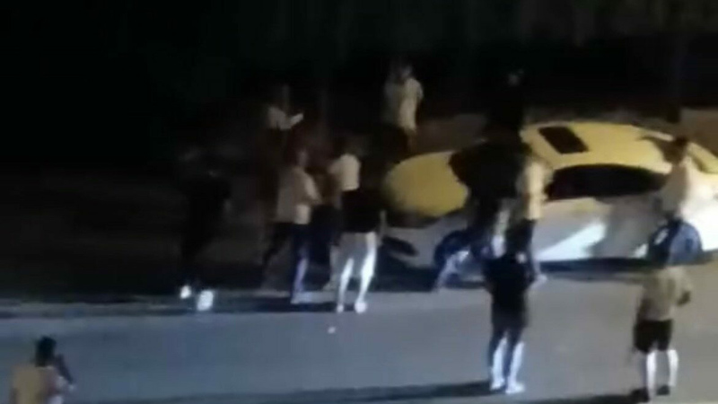 Bursa’da iki grup arasında kavga Bursa’da iki grup arasında kavga