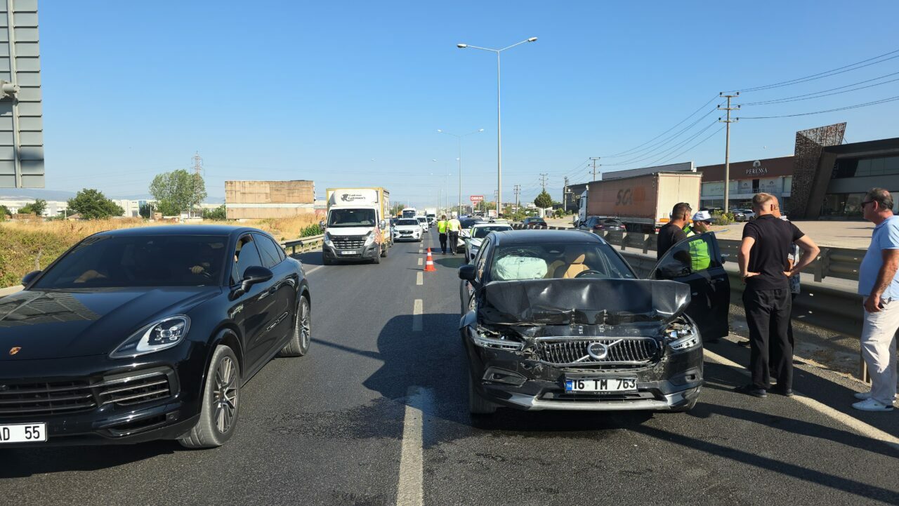 Bursa’da zincirleme kaza Bursa’da zincirleme kaza