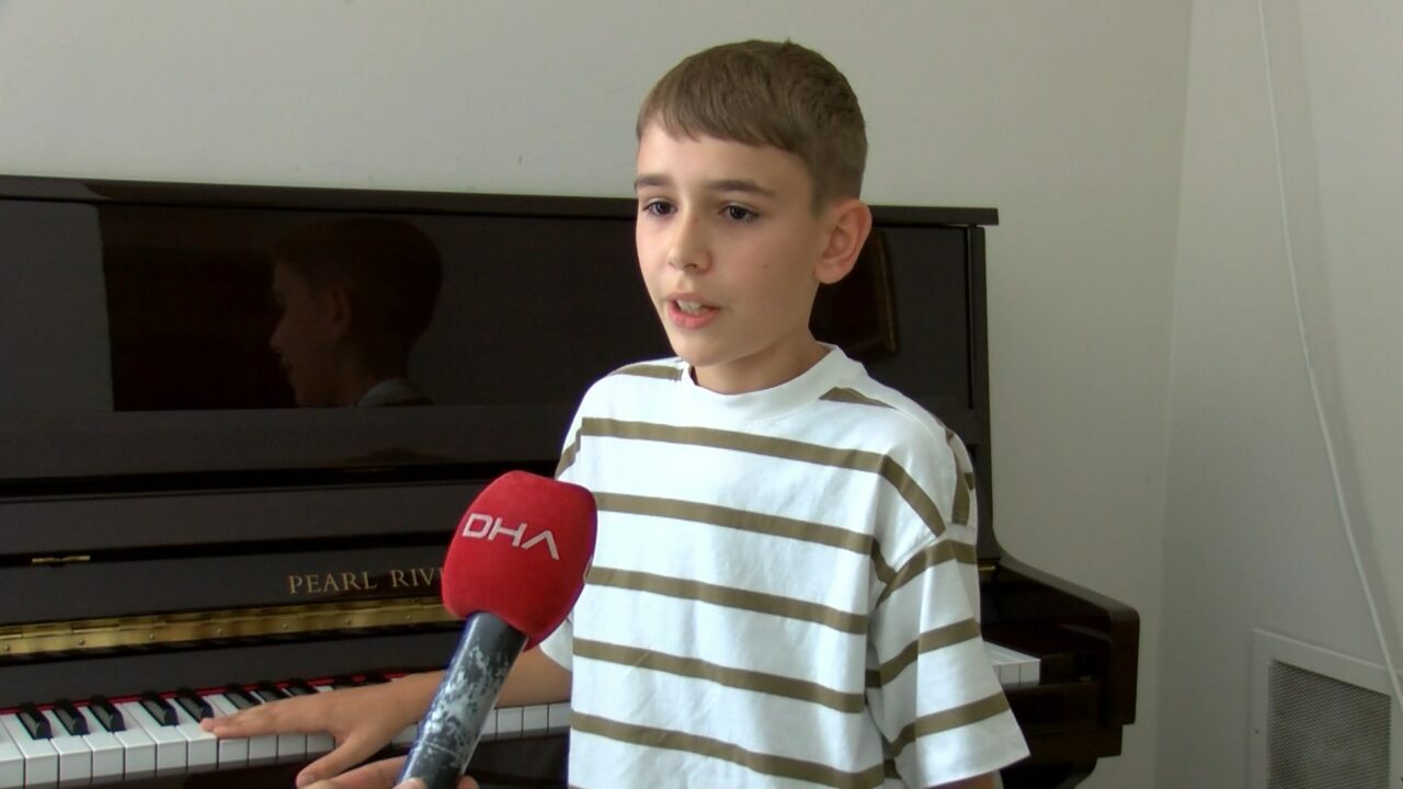 Bursa’nın gururu: 11 yaşındaki Mehmet’e uluslararası ödül