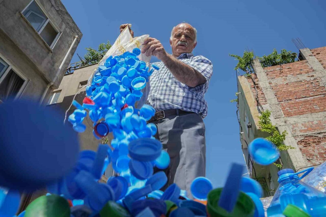 Bursa’nın sessiz kahramanı: 3 yılda topladığı sayıya inanamayacaksınız