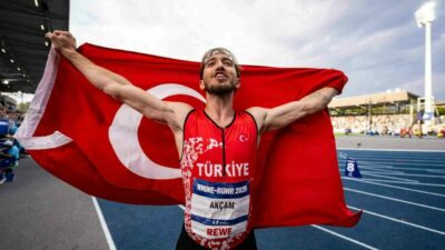 Bursa’yı gururlandırdı! Milli sporcu Berke Akçam’dan altın madalya