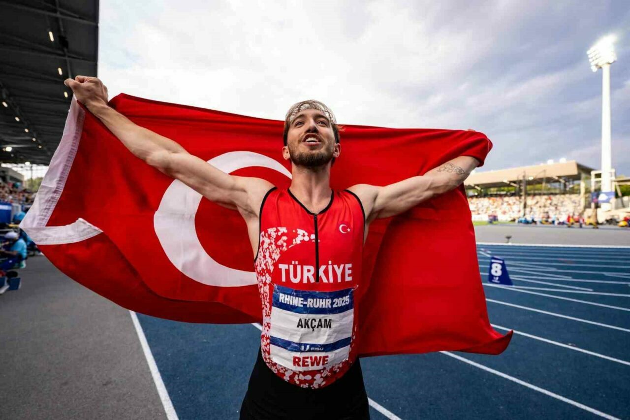 Bursa’yı gururlandırdı! Milli sporcu Berke Akçam’dan altın madalya