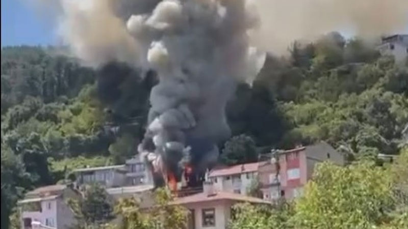 Bursa’da şimdi de Çekirge’de yangın!