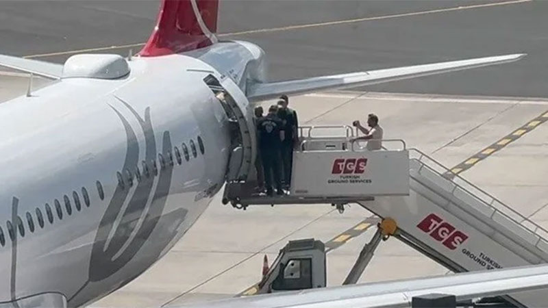 Leman Dergisi Yazı İşleri Müdürü tutuklandı