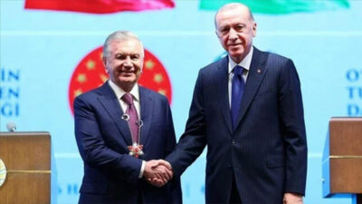 Cumhurbaşkanı Erdoğan, Özbek mevkidaşı Mirziyoyev ile görüştü