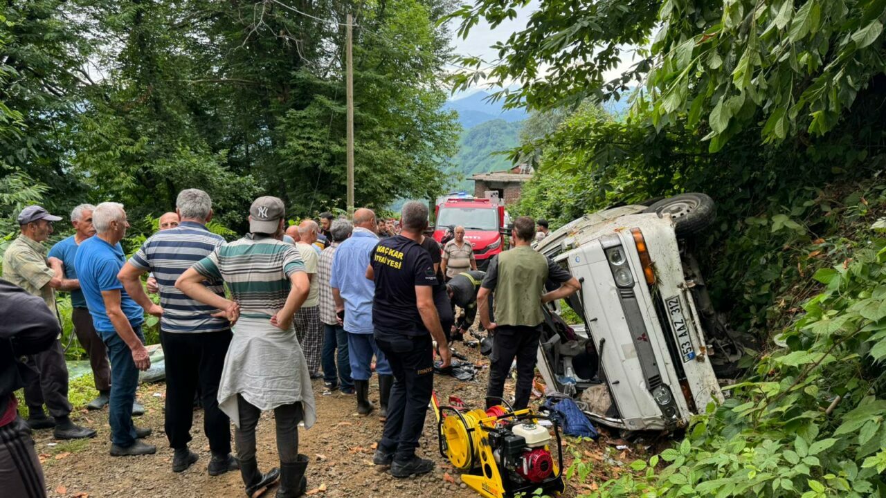 Feci kaza: 2 ölü, 3 yaralı