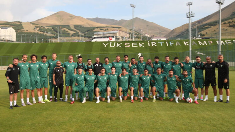 Bursaspor’un iki rakibi belli oldu Bursaspor’un iki rakibi belli oldu