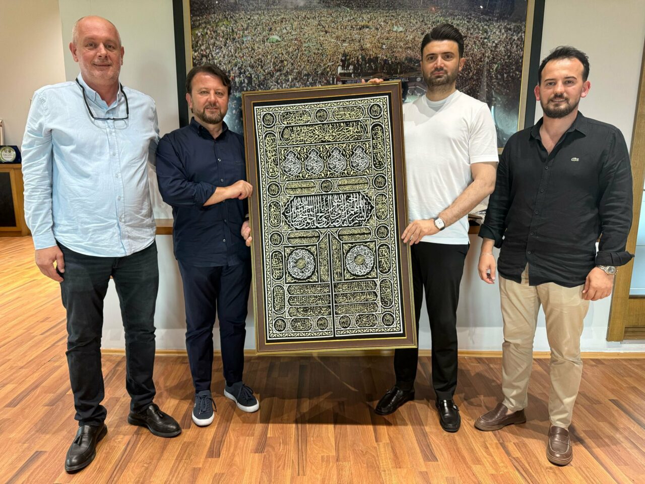 Bursaspor’a Yeşilipek Tekstil’den destek Bursaspor’a Yeşilipek Tekstil’den destek